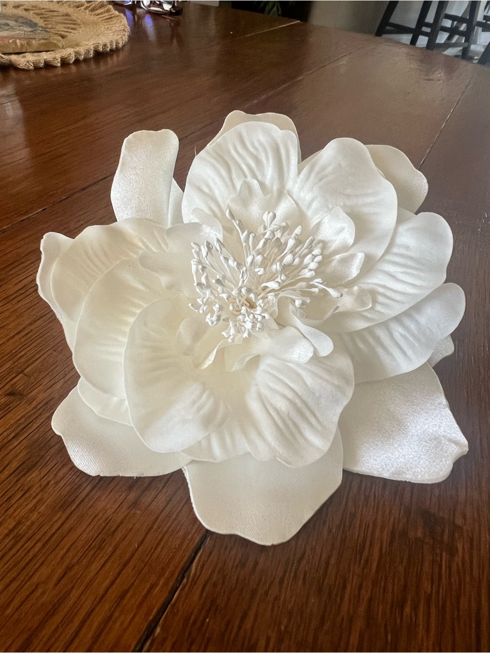 White Fabric Flower wedding Hairpiece - New w/ tag.